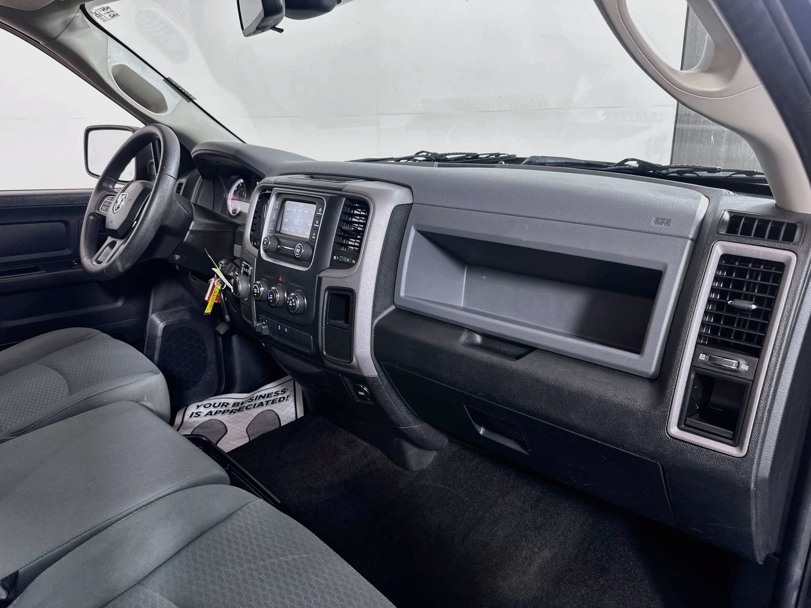 Used 2014 RAM 1500 Express RWD image 26