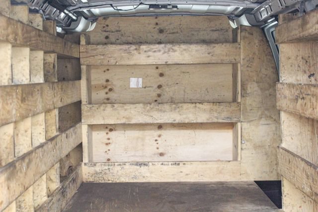 Used 2021 Chevrolet Express 3500 w/ Driver Convenience Package RWD image 13