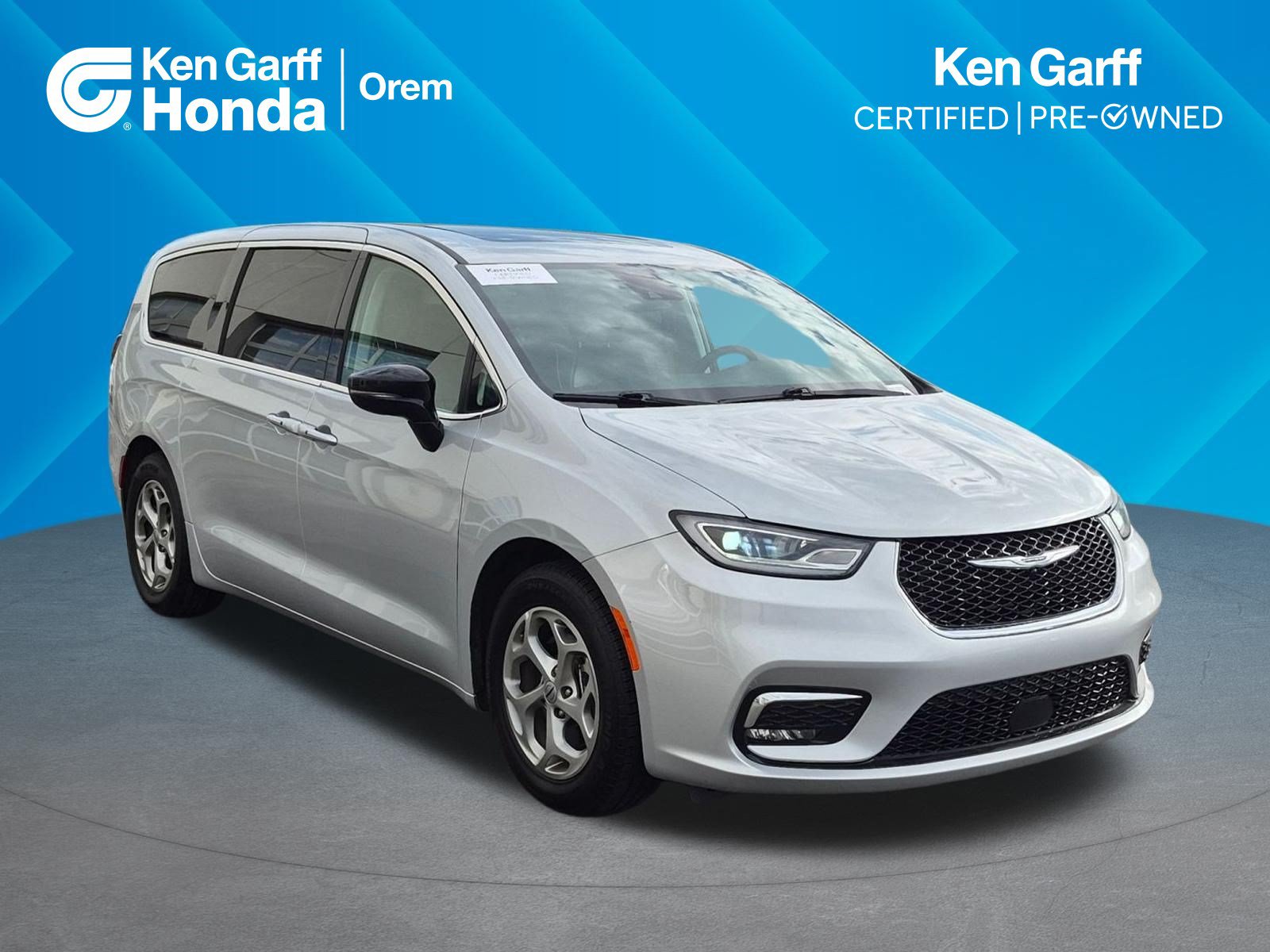 Used 2024 Chrysler Pacifica Limited