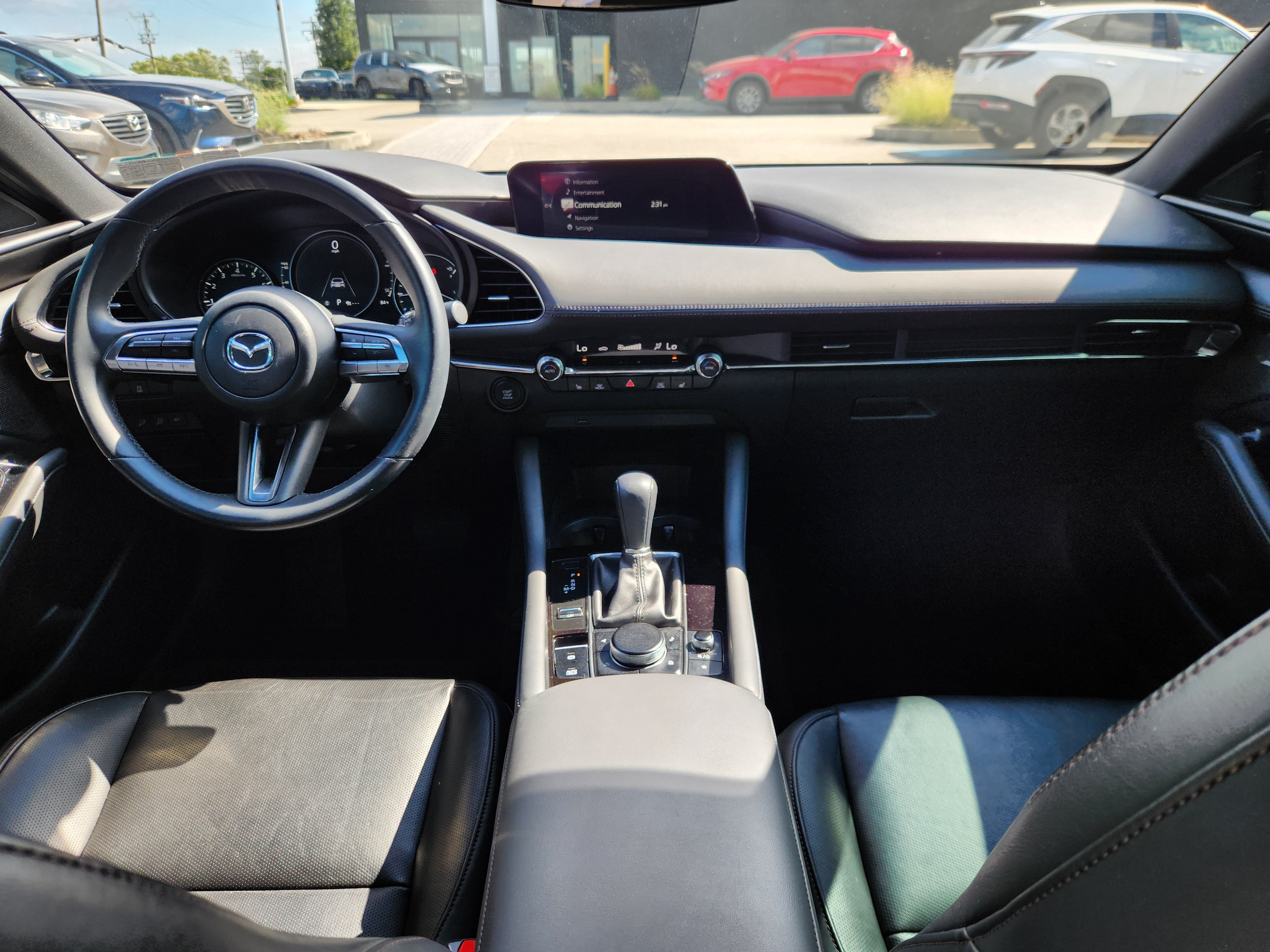 Used 2020 MAZDA MAZDA3 Hatchback w/ Premium Package FWD image 8