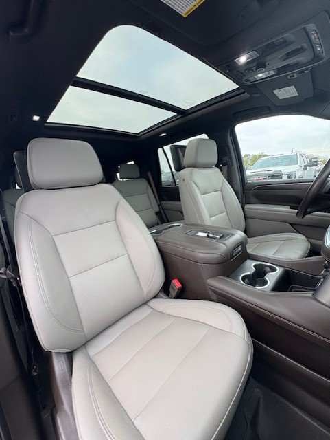 Used 2021 Chevrolet Tahoe Z71 w/ Rear Media and Nav Package AWD/4WD image 8