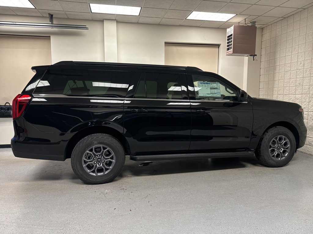 New 2025 Ford Expedition Max Active image 22
