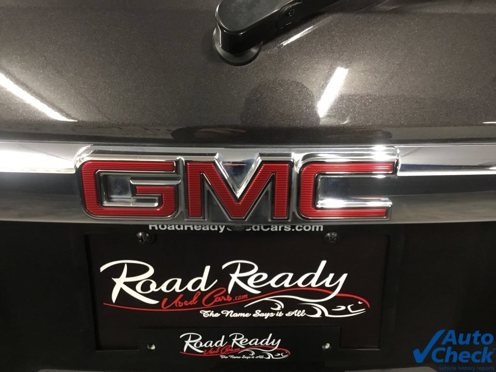 Used 2018 GMC Acadia SLE w/ LPO, Floor Liner Package AWD/4WD image 11