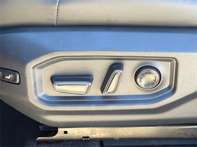 Used 2025 Toyota Sequoia Platinum image 24