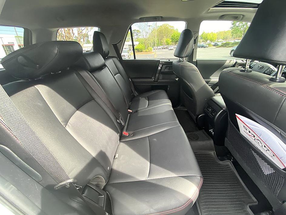 Used 2021 Toyota 4Runner Venture w/ Moonroof Package image 18