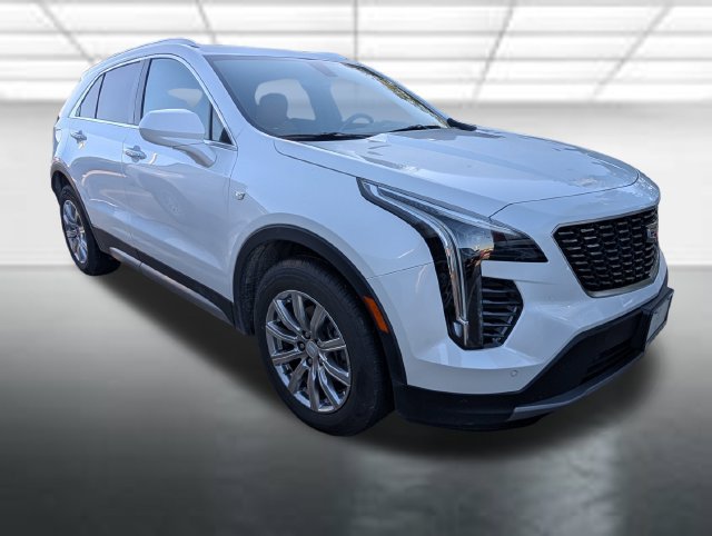 Used 2019 Cadillac XT4 Premium Luxury FWD image 1
