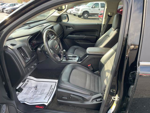 Used 2015 GMC Canyon SLE w/ All-Terrain Package AWD/4WD image 15