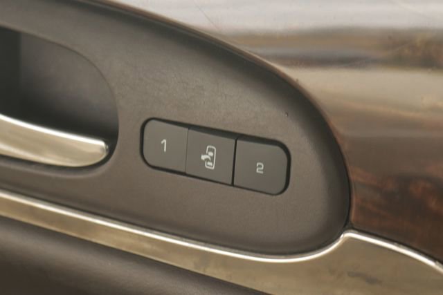 Used 2016 Buick Enclave Leather image 24