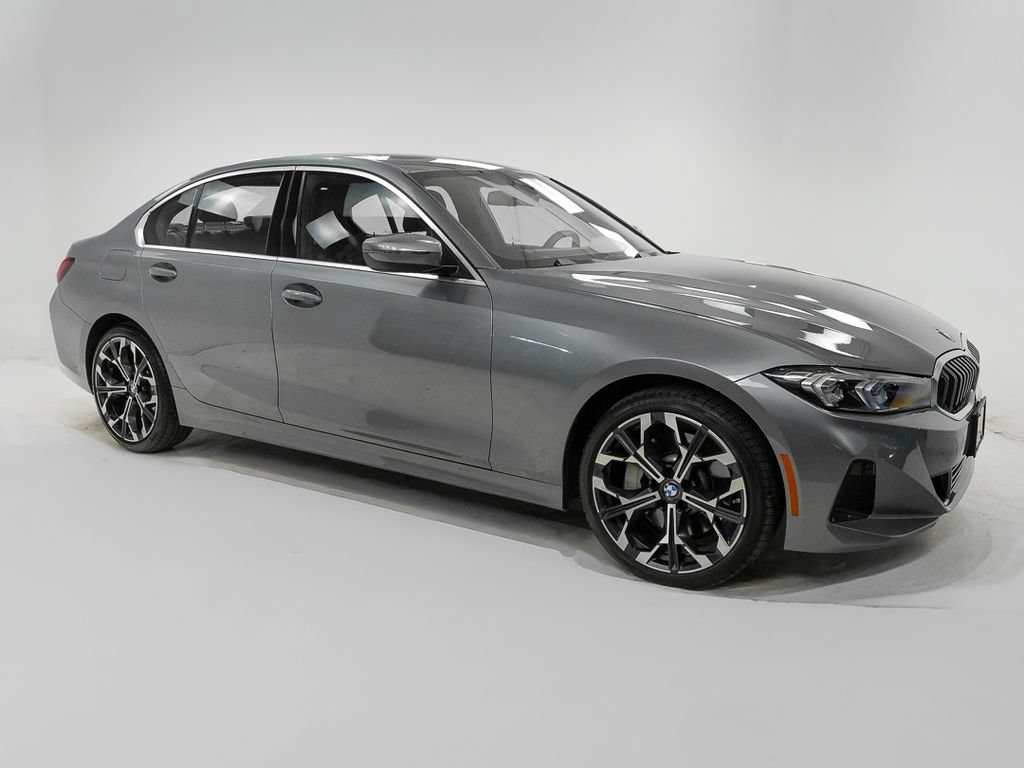 Used 2025 BMW 330i xDrive Sedan w/ M Sport Package AWD/4WD image 2
