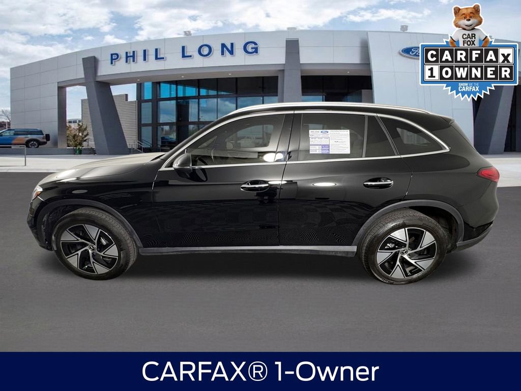 Used 2024 Mercedes-Benz GLC 300 4MATIC image 2