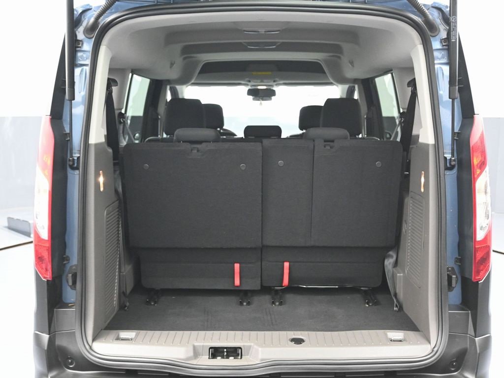 Used 2022 Ford Transit Connect XL image 15
