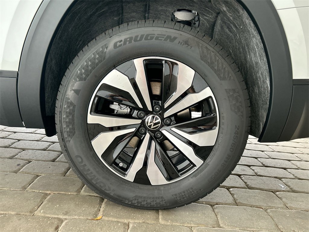 New 2026 Volkswagen Atlas SE image 48