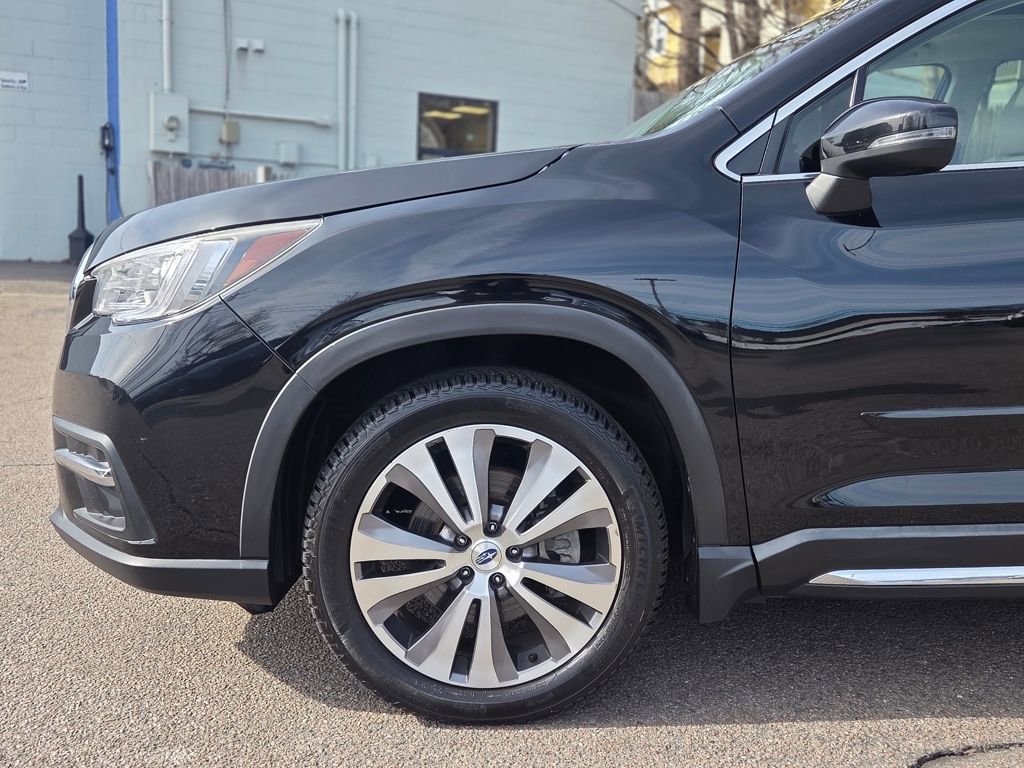 Used 2019 Subaru Ascent Limited image 10