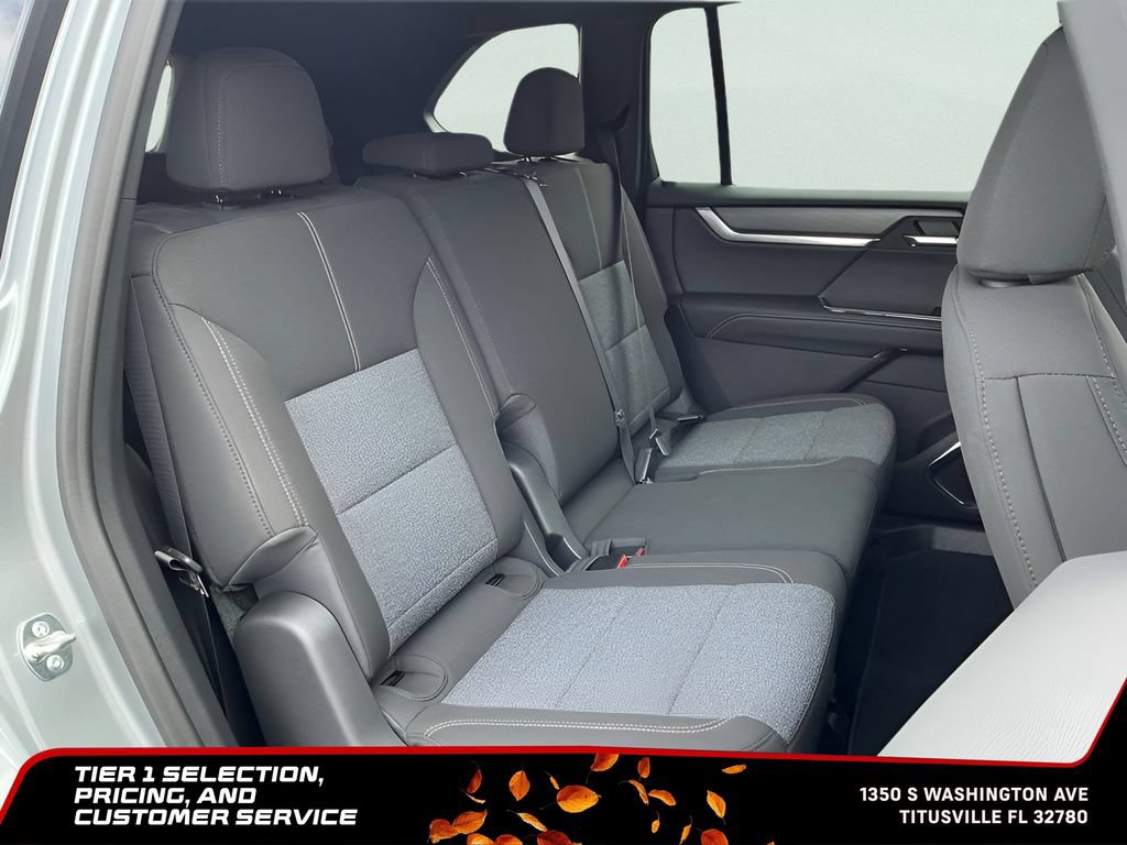 New 2026 GMC Acadia Elevation FWD image 16