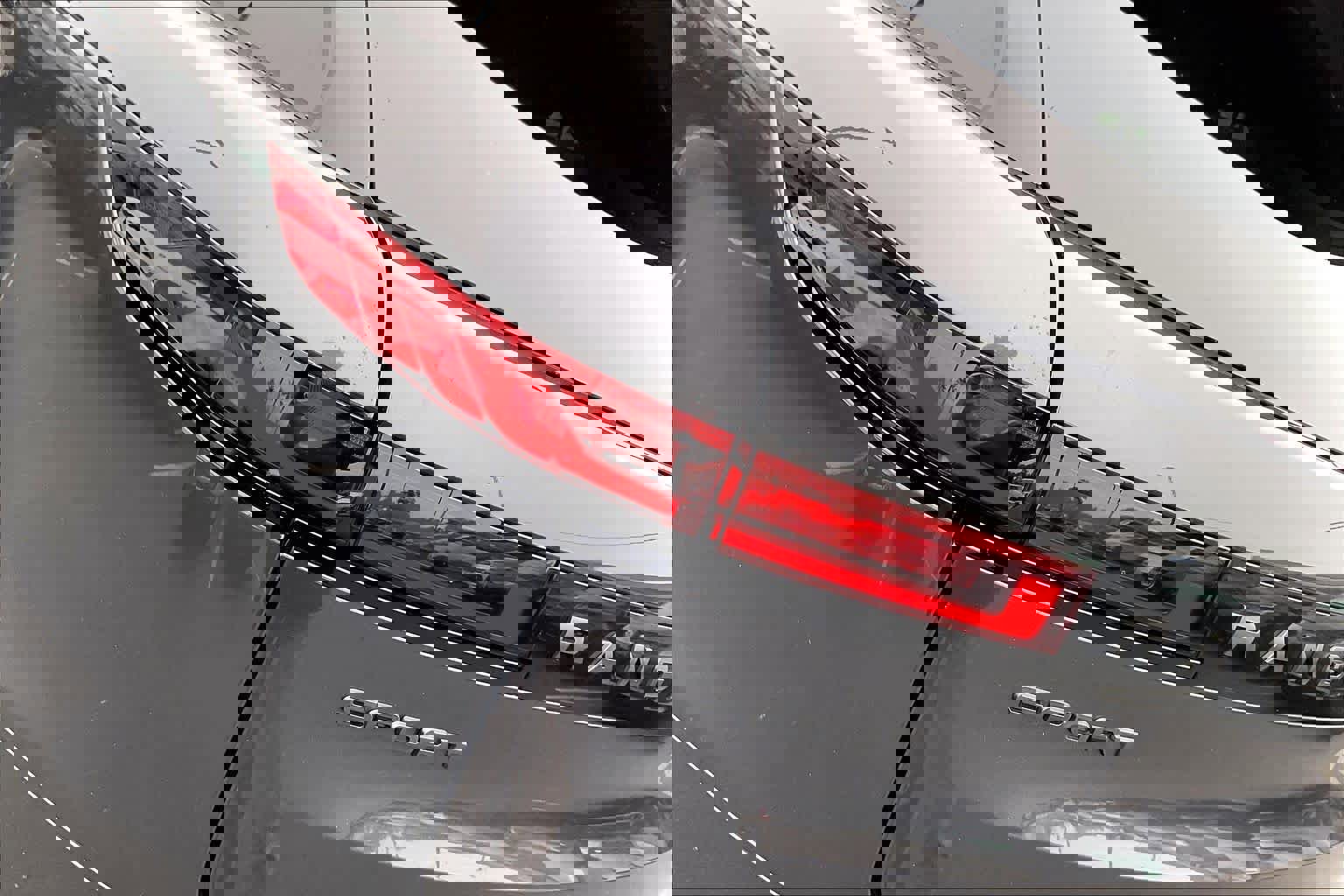 Used 2025 Land Rover Range Rover Sport Dynamic SE image 32