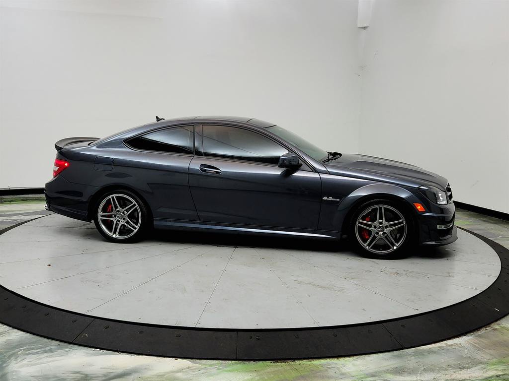 Used 2012 Mercedes-Benz C 63 AMG Coupe image 4
