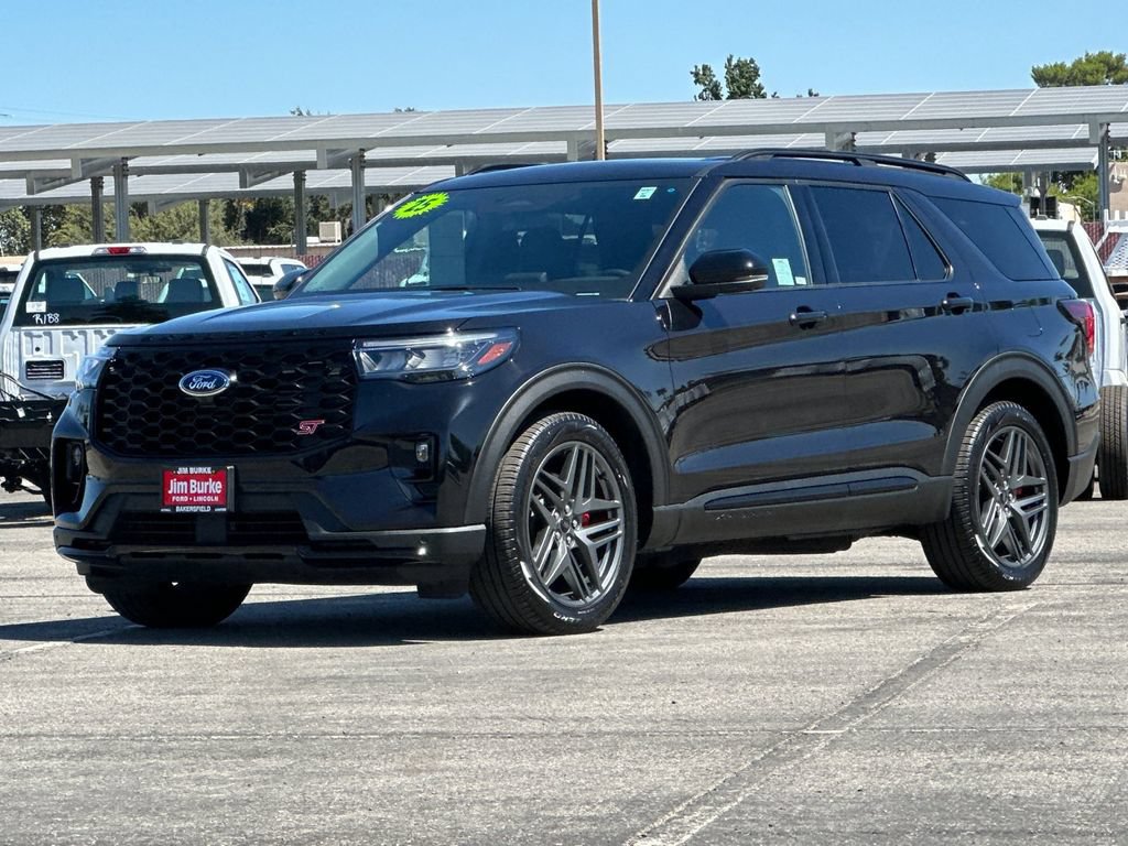 Certified 2025 Ford Explorer ST w/ Sun And Sound Package AWD/4WD image 7