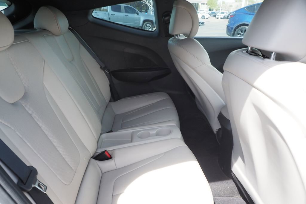 Used 2019 Hyundai Veloster Turbo Ultimate FWD image 17