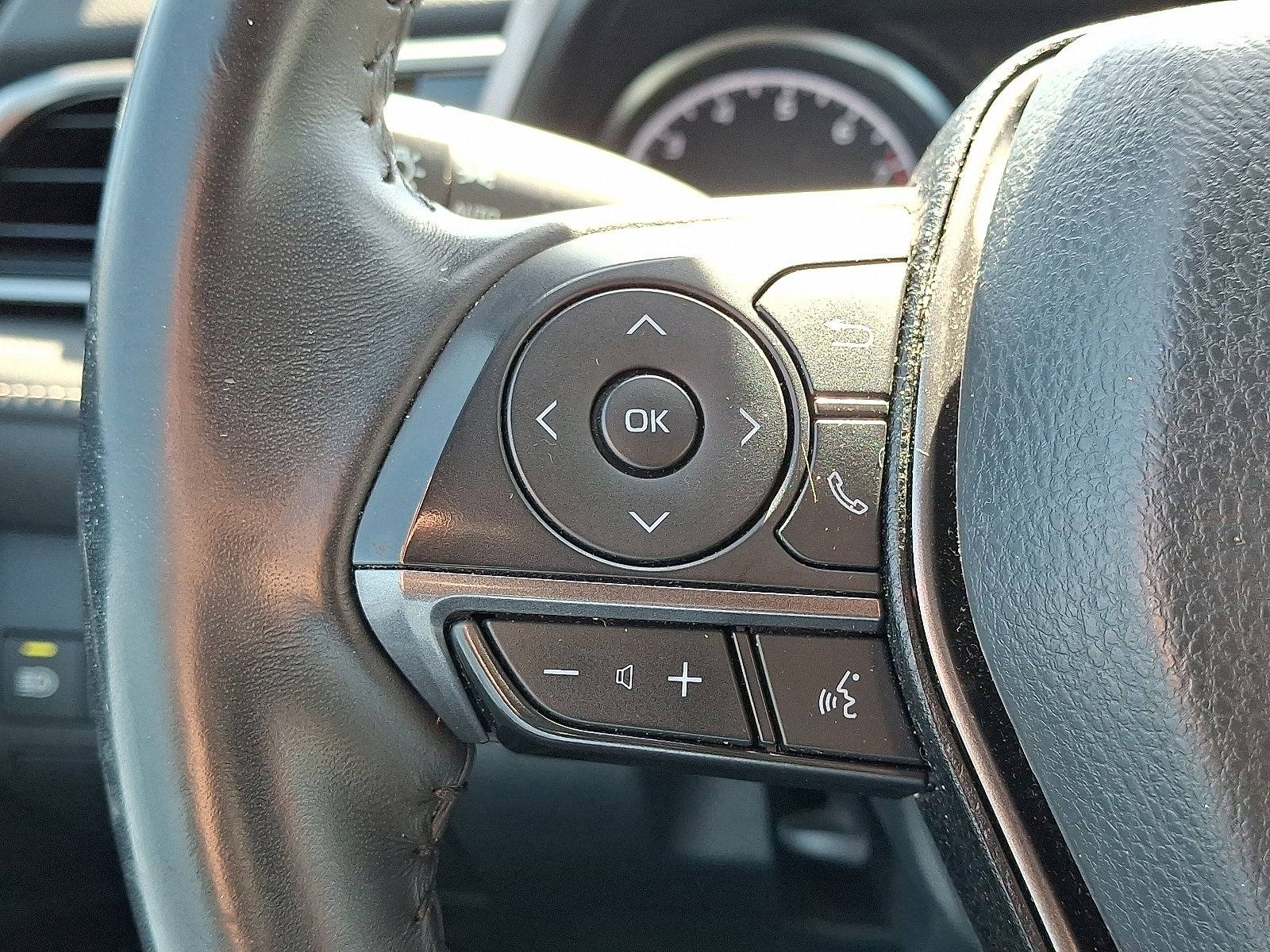 Used 2024 Toyota Camry SE FWD image 22