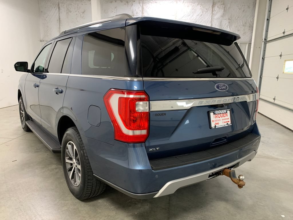 Used 2018 Ford Expedition XLT w/ Equipment Group 201A AWD/4WD image 5