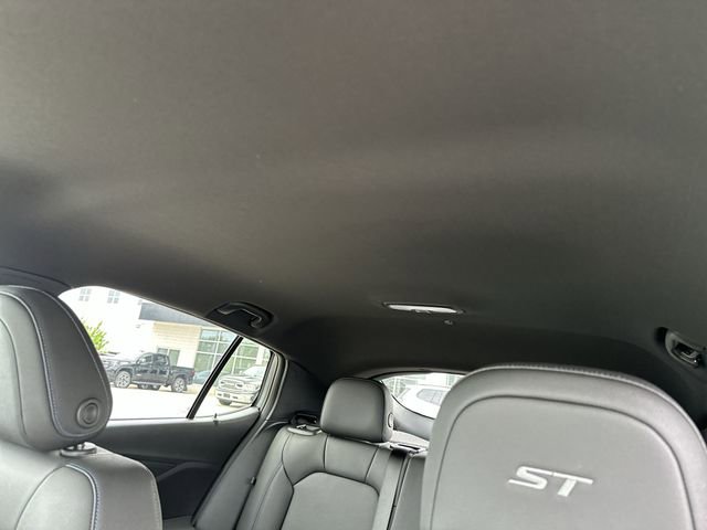 New 2026 Buick Envista Sport Touring w/ Convenience I Package FWD image 18