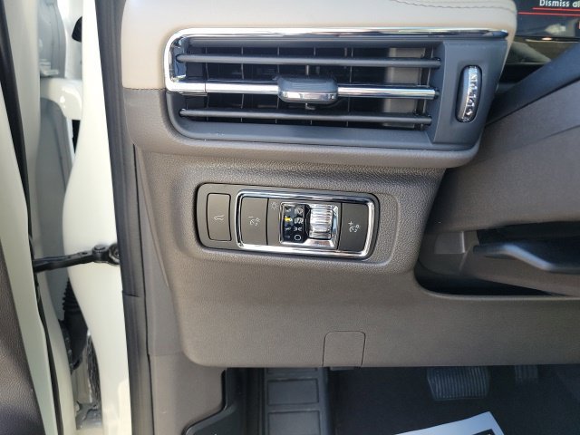 Certified 2023 Lincoln Corsair FWD image 41