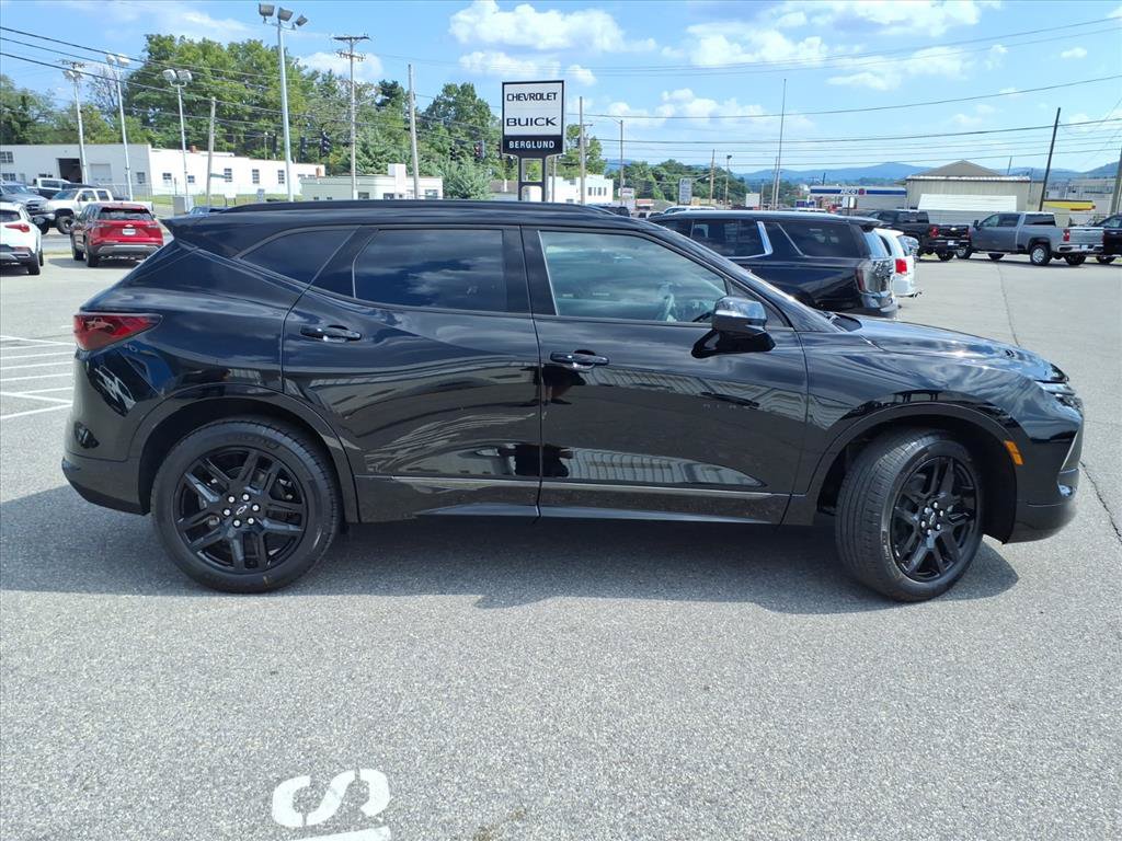 New 2026 Chevrolet Blazer RS w/ Driver Confidence II Package AWD/4WD image 3