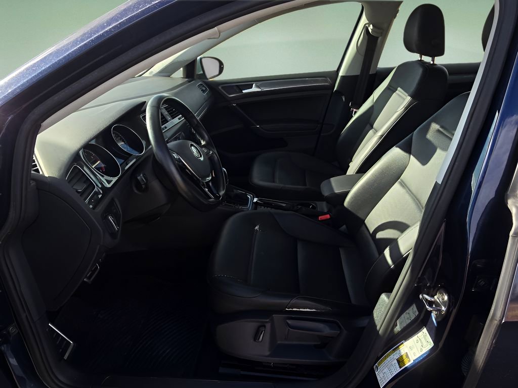Used 2018 Volkswagen Golf Alltrack SE image 12