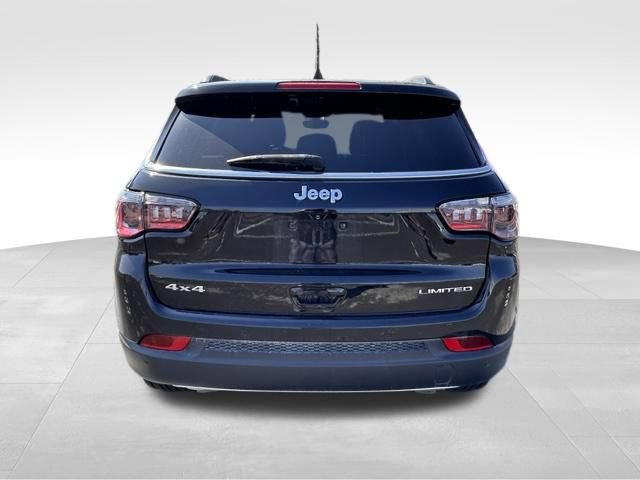 Used 2023 Jeep Compass Limited AWD/4WD image 6