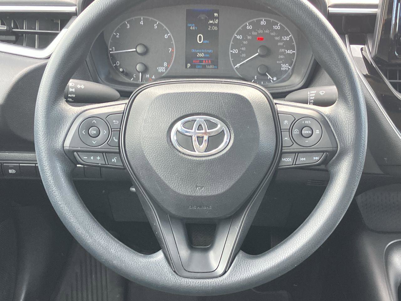 Used 2024 Toyota Corolla LE w/ LE Convenience Package image 18