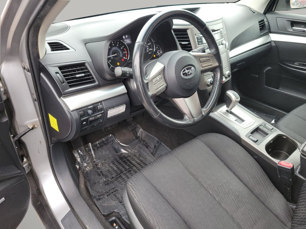 Used 2010 Subaru Outback 2.5i Premium w/ Popular Equipment Group 2A AWD/4WD image 20