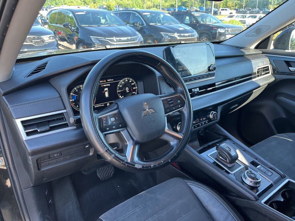Used 2022 Mitsubishi Outlander SE FWD image 6