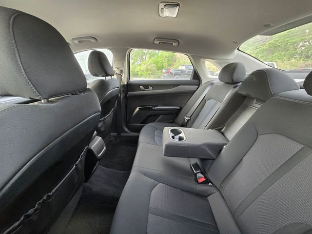 Used 2023 Kia K5 LXS image 11