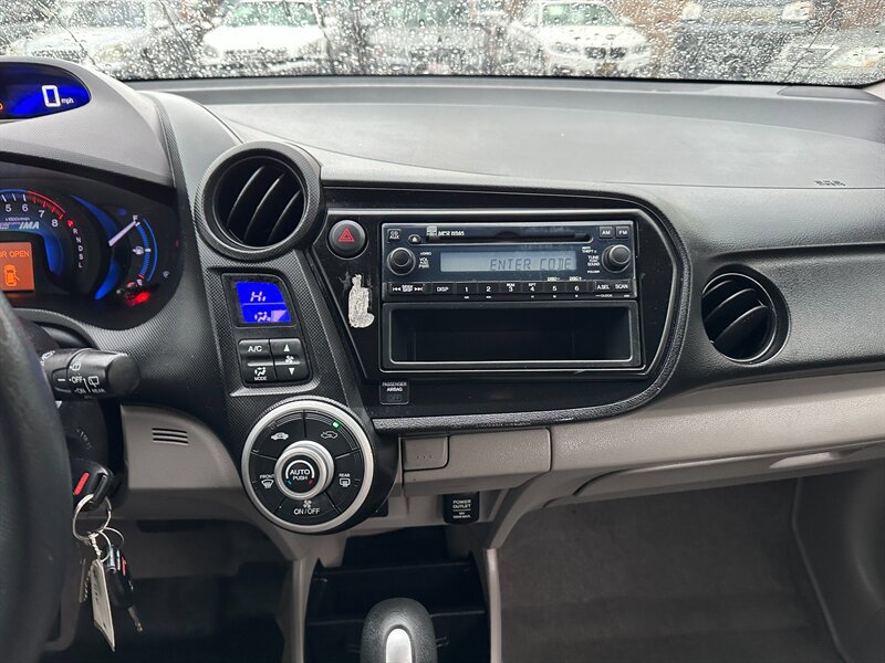 Used 2013 Honda Insight image 17