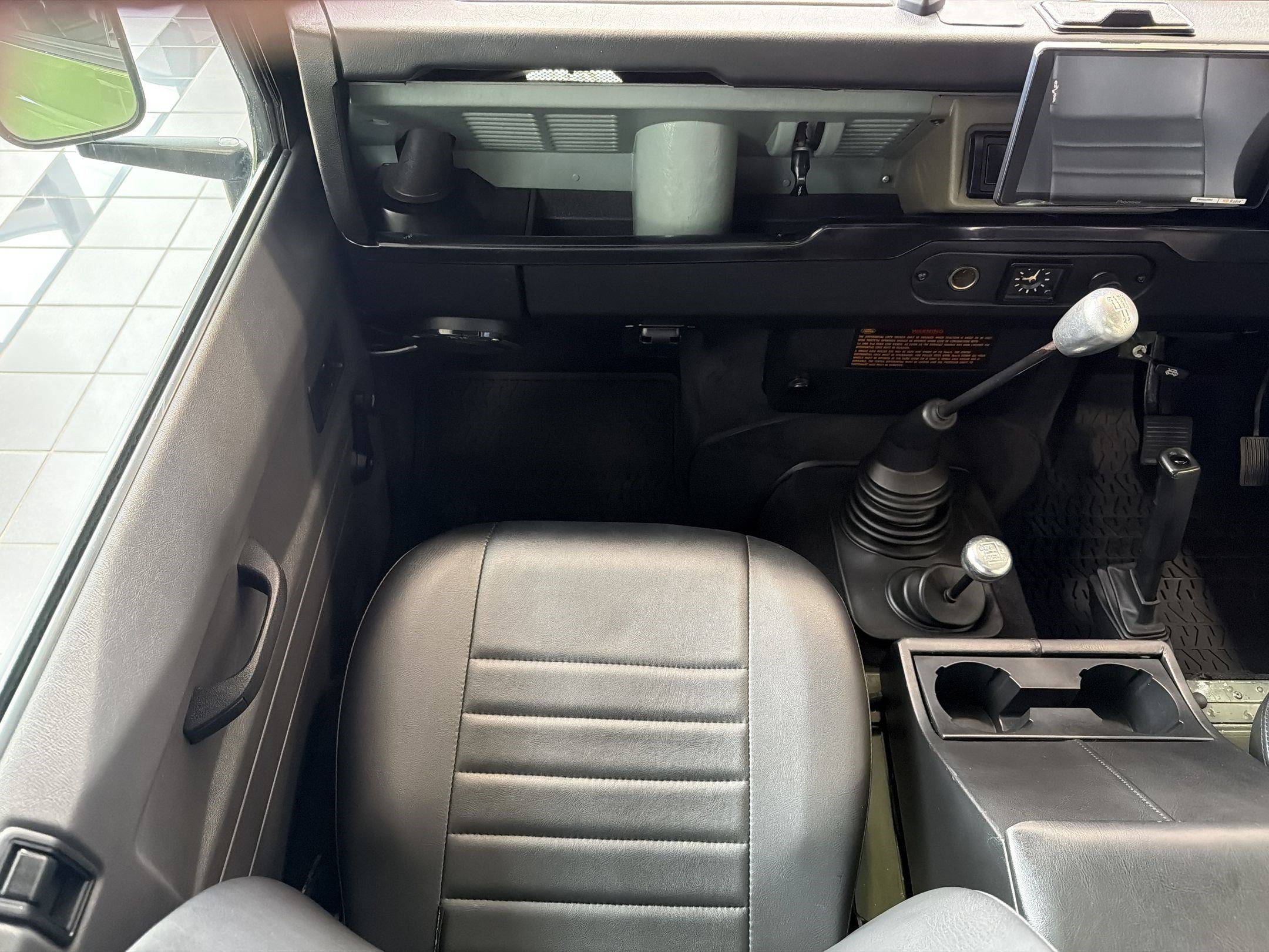 Used 1994 Land Rover Defender 90 image 21