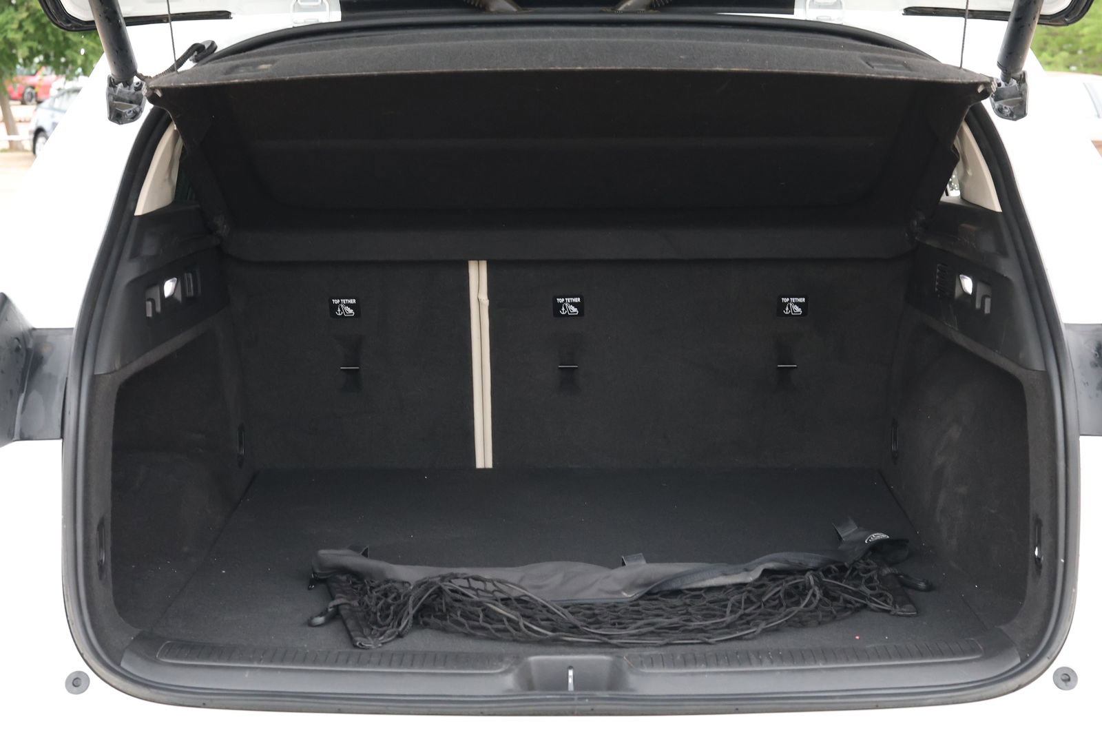 Used 2022 Buick Envision Avenir w/ Technology Package II image 37