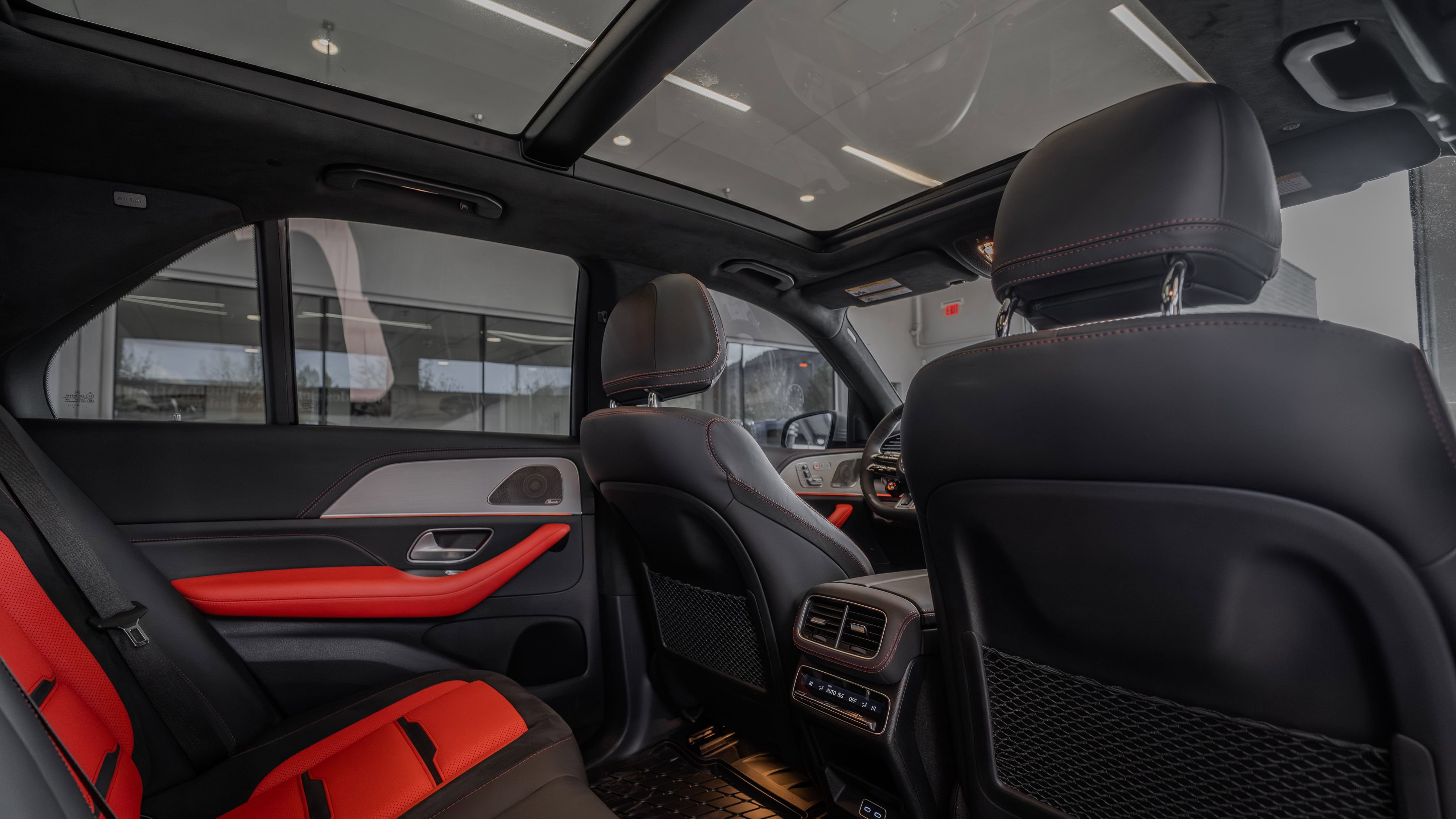 Certified 2024 Mercedes-Benz GLE 63 AMG S image 28