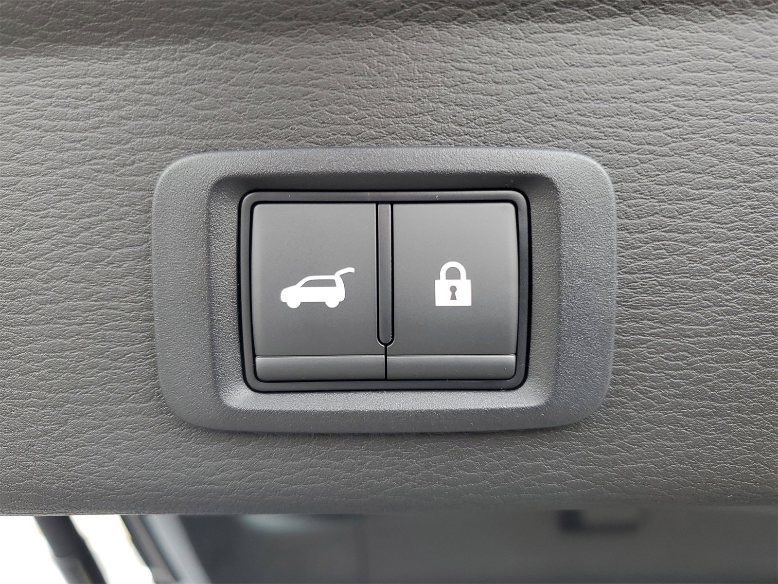 New 2026 Mitsubishi Outlander SEL image 30