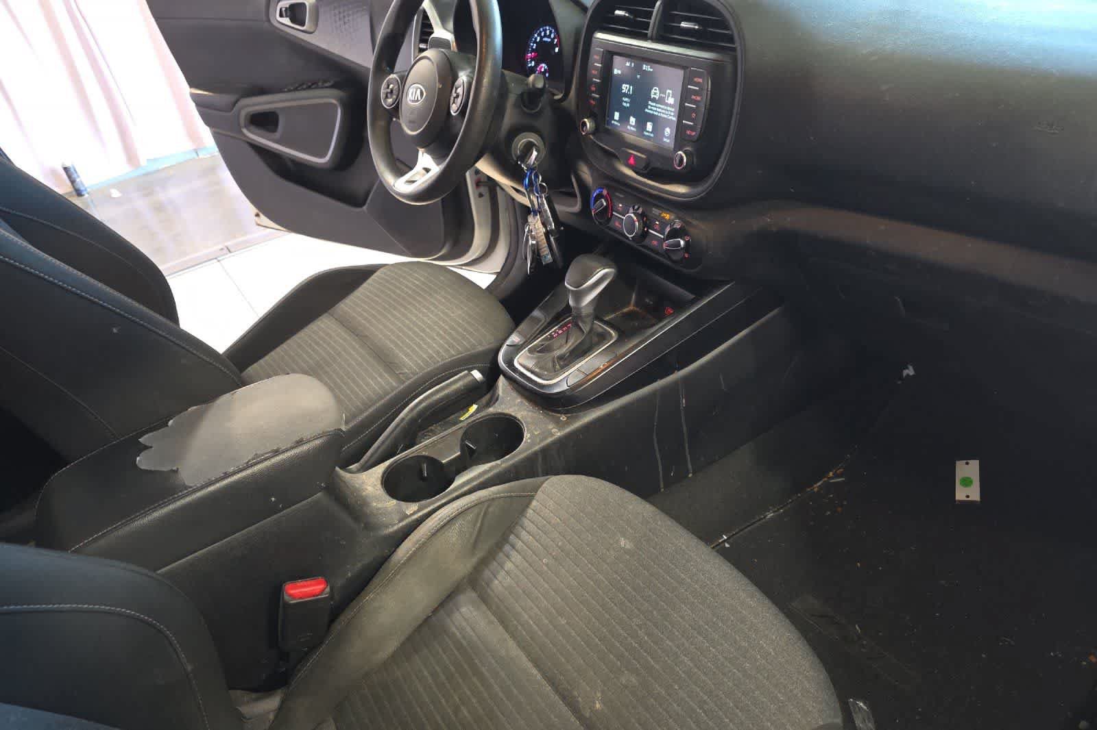 Used 2020 Kia Soul S FWD image 17