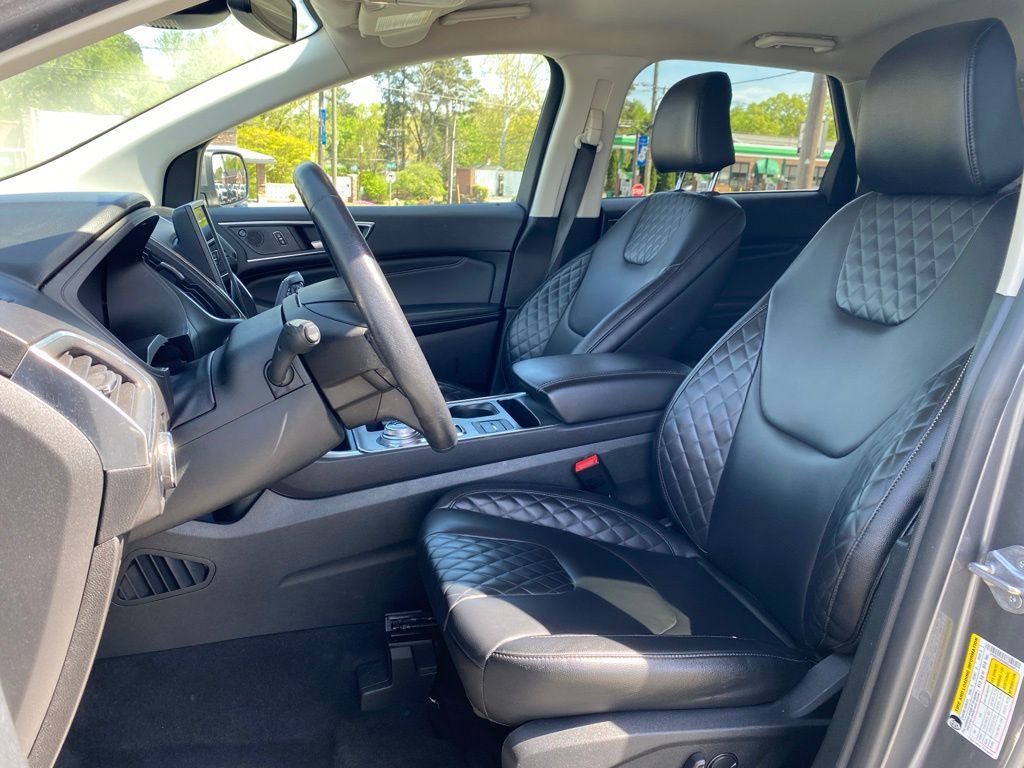 Used 2024 Ford Edge Titanium AWD/4WD image 11