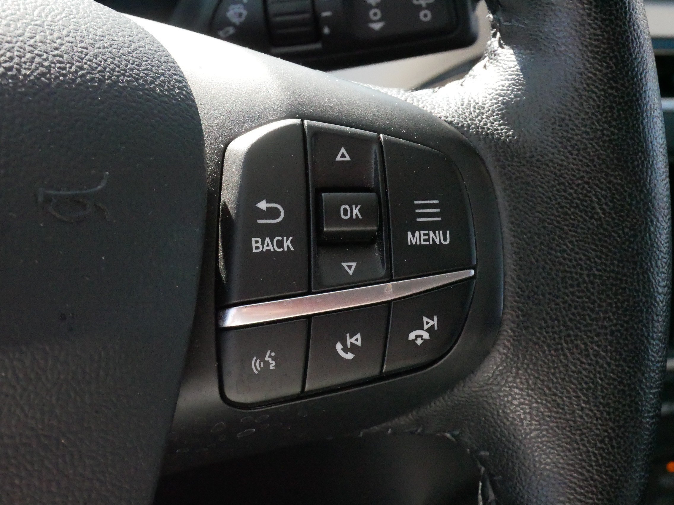 Used 2020 Ford Escape SEL AWD/4WD image 25