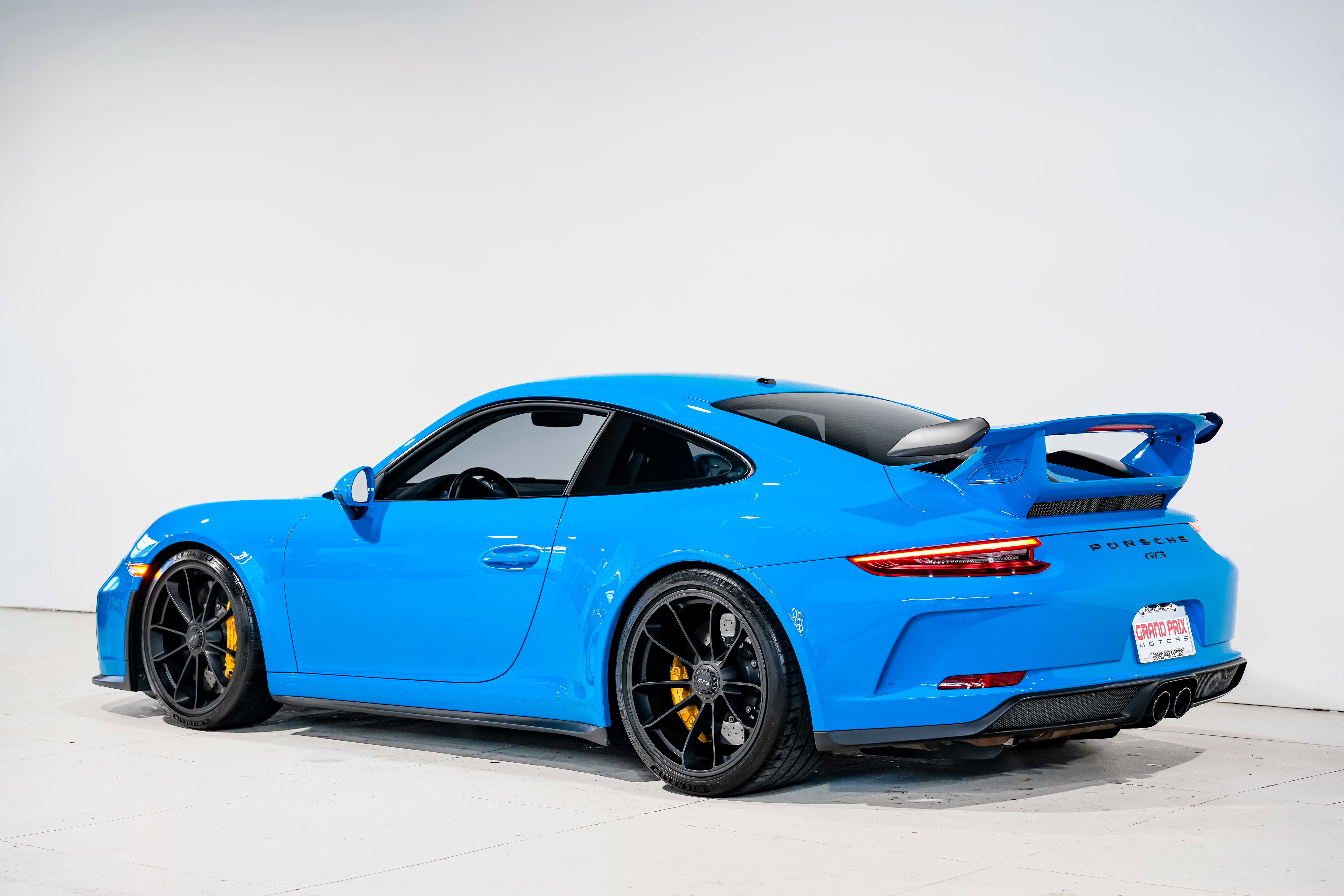 Used 2018 Porsche 911 GT3 image 8