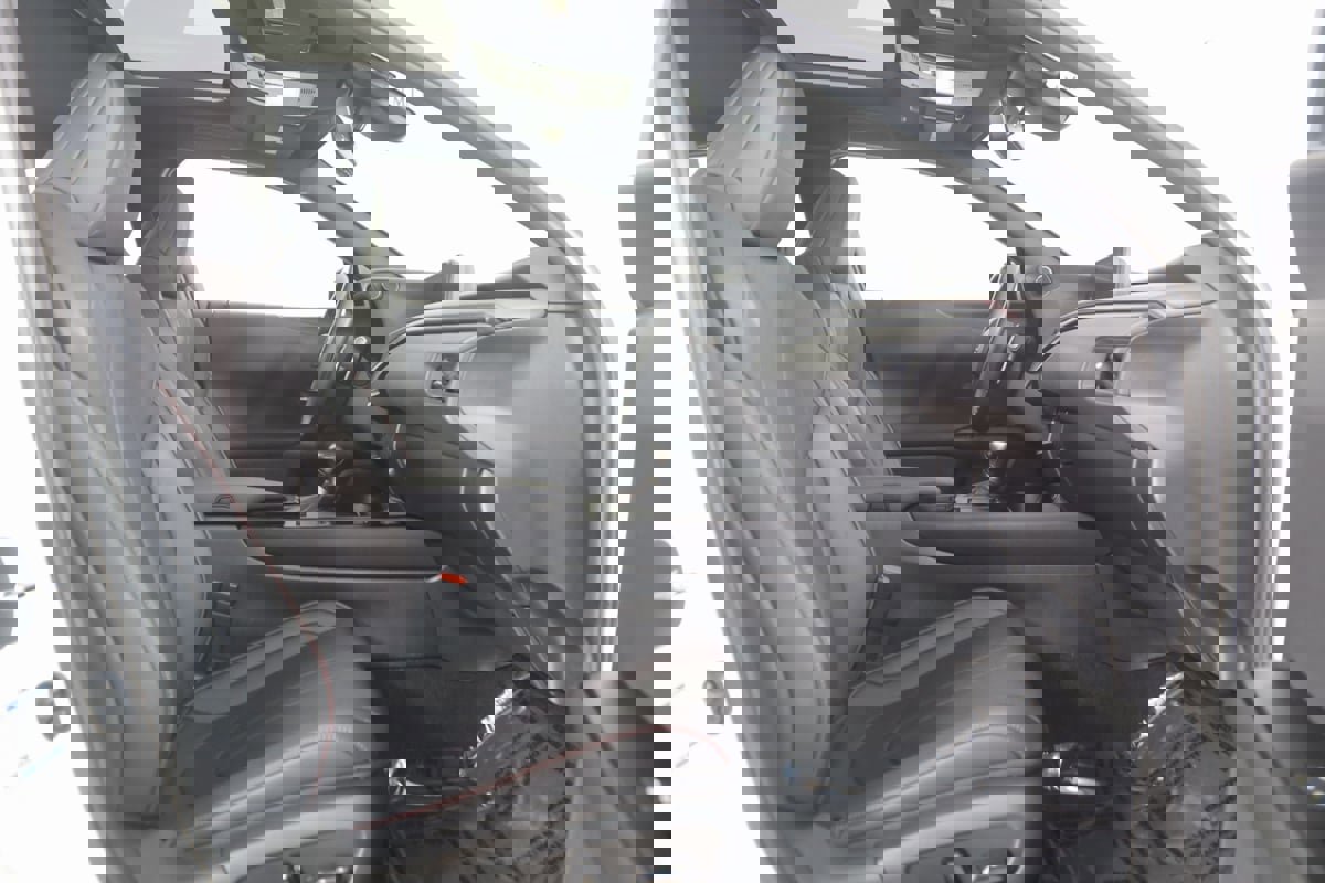 Used 2020 Lexus UX 250h F Sport image 13