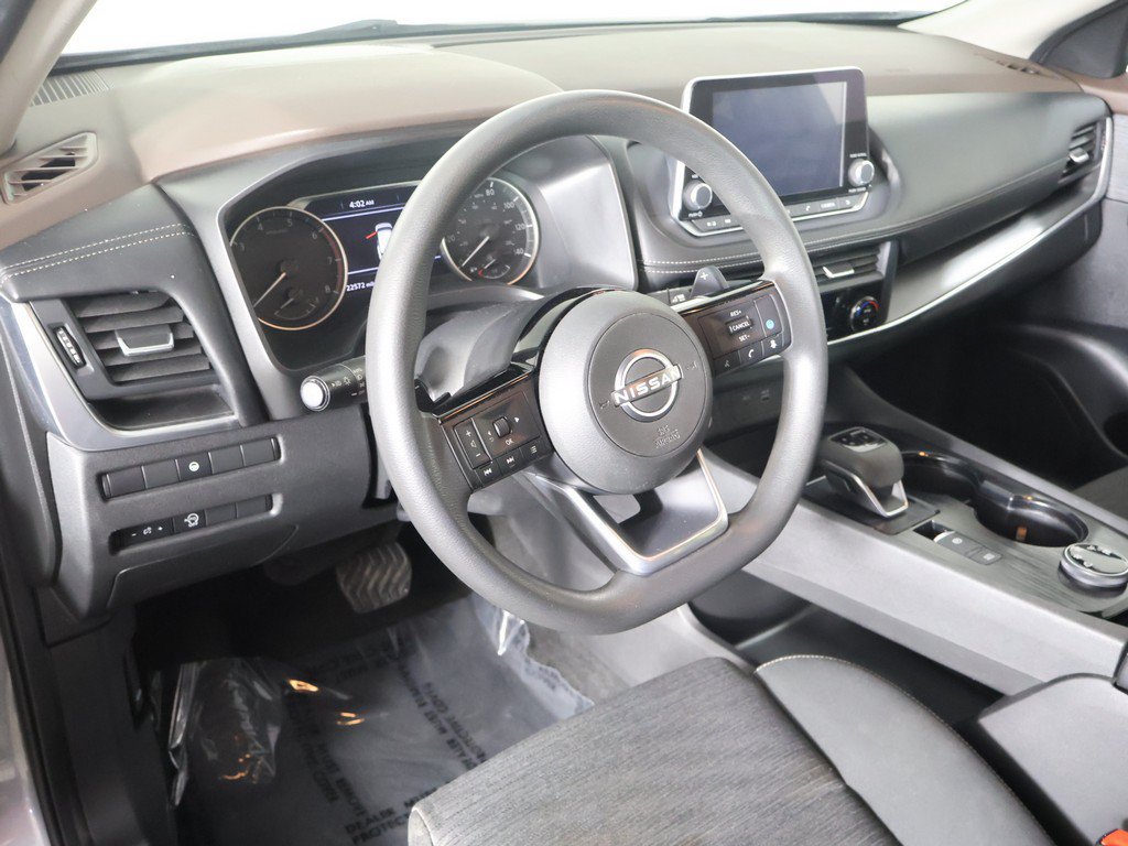 Used 2023 Nissan Rogue SV AWD/4WD image 25