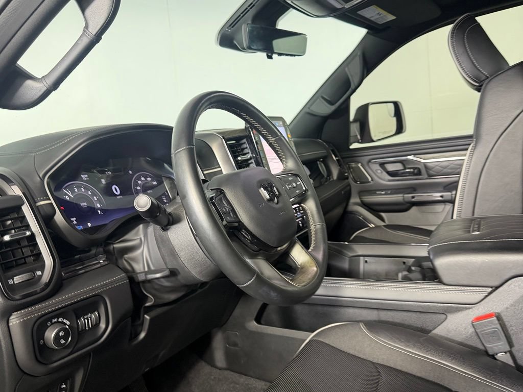 Used 2025 RAM 1500 Limited AWD/4WD image 22