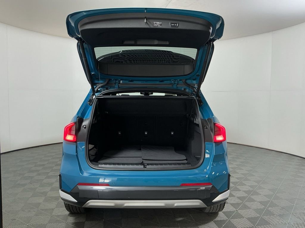 Certified 2025 BMW X1 xDrive28i w/ Convenience Package image 27