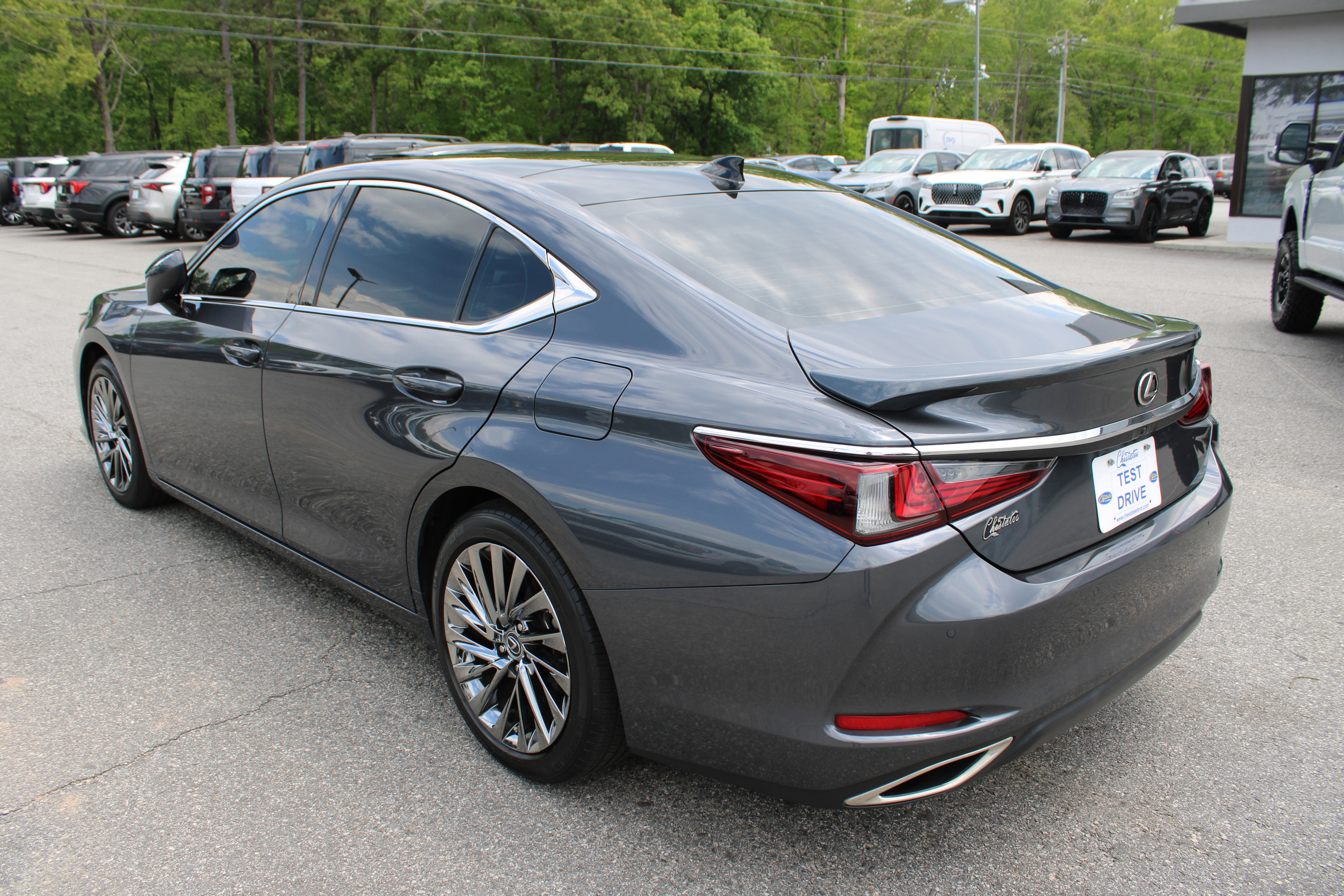 Used 2024 Lexus ES 350 Ultra Luxury FWD image 8