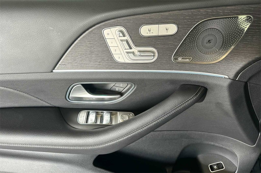 Used 2022 Mercedes-Benz GLE 350 4MATIC w/ AMG Line Exterior image 11