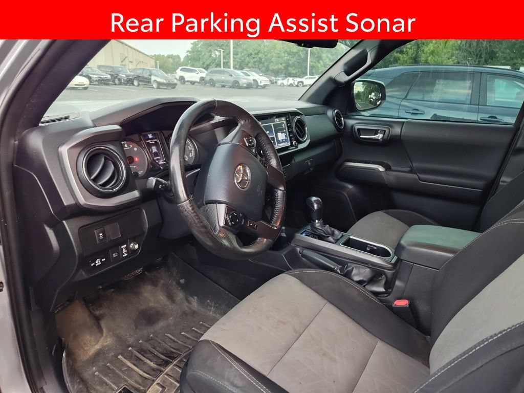Used 2020 Toyota Tacoma TRD Off-Road w/ Technology Package AWD/4WD image 8