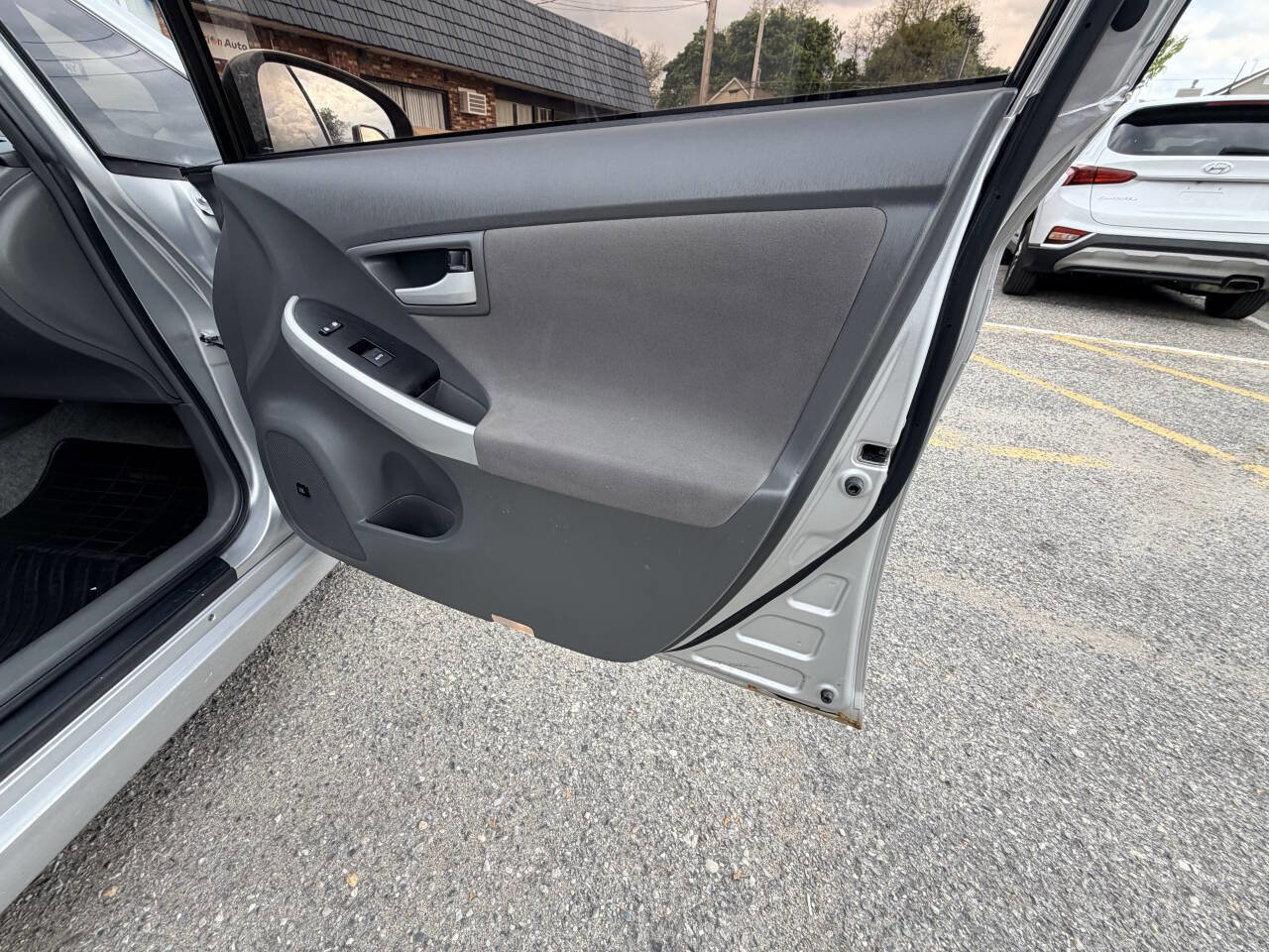 Used 2011 Toyota Prius Three FWD image 48